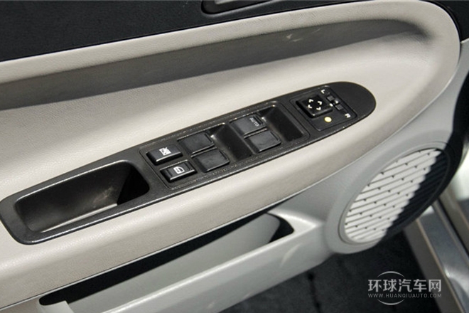 2013款 三廂 1.5L 自動(dòng)精英型