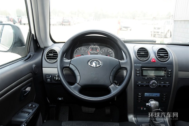 2012款 智尊版 綠靜2.0T自動四驅舒適型