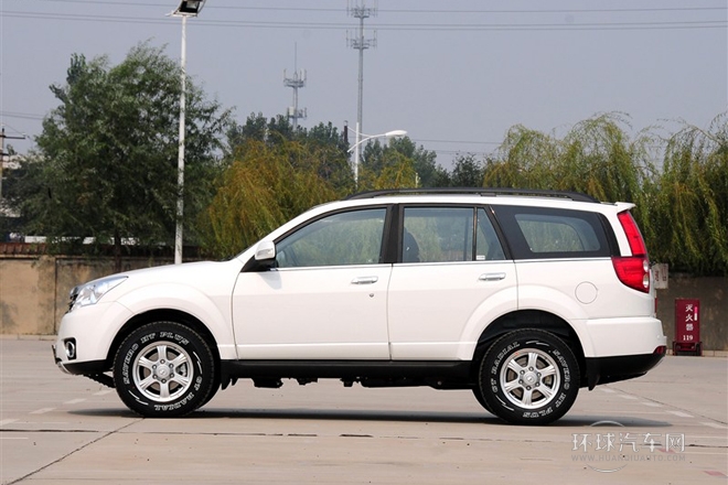 2012款 智尊版 綠靜2.0T自動四驅舒適型