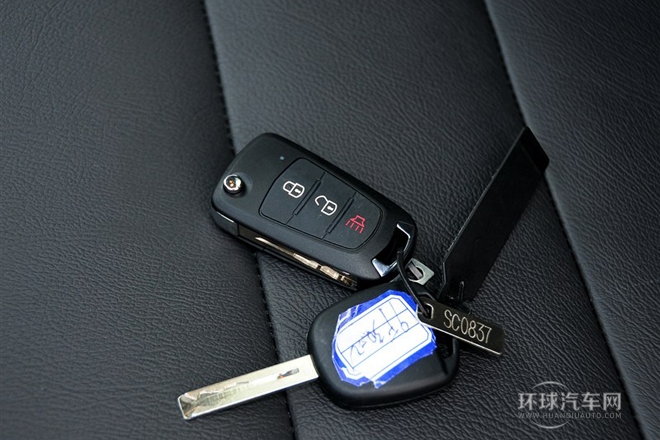 2012款 智尊版 綠靜2.0T自動兩驅超豪華型