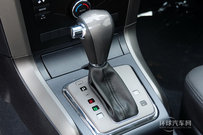 2012款 智尊版 綠靜2.0T自動兩驅超豪華型