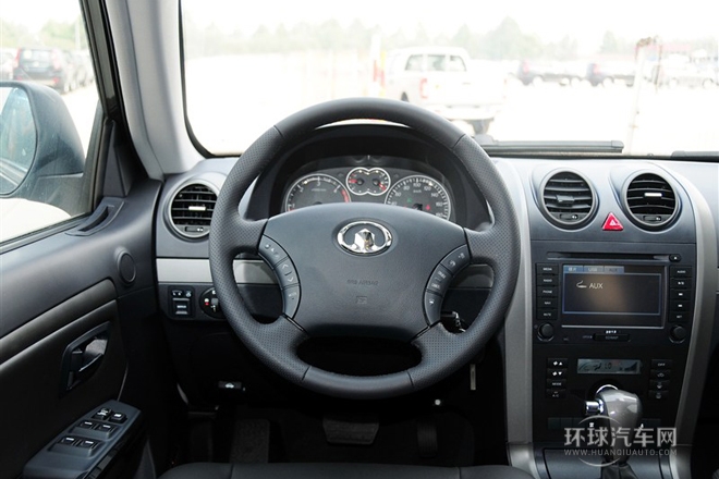 2012款 智尊版 綠靜2.0T自動(dòng)兩驅(qū)超豪華型