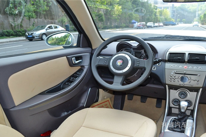 2013款 三廂 1.5L 手動精英型