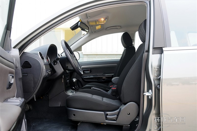 2012款 智尊版 綠靜2.0T自動兩驅(qū)舒適型