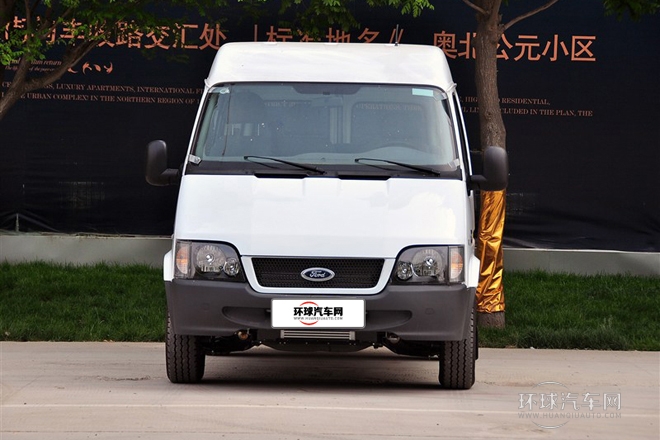 2013款 2.8T柴油普通型短軸中頂國IV