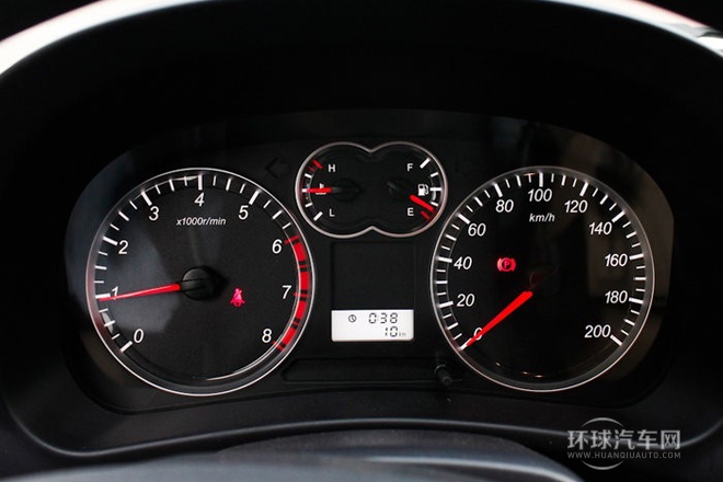 2012款 歐風版 綠靜2.0T手動兩驅舒適型