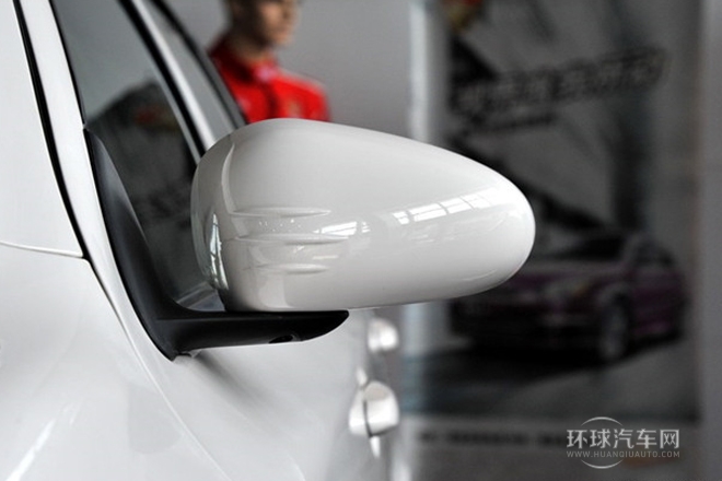 2013款 兩廂 1.5L 手動(dòng)精英型