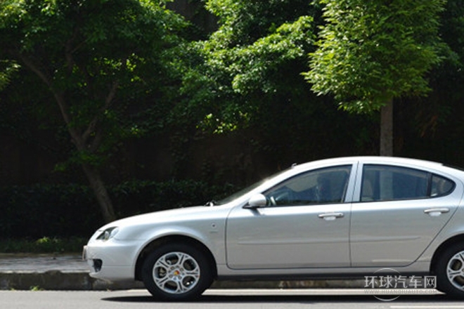 2013款 兩廂 1.5L 手動(dòng)精英型