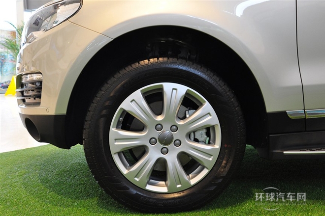 2014款 2.0T 四驅(qū)標(biāo)準(zhǔn)型