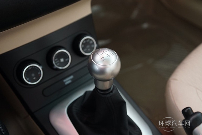 2012款 Sportback 1.8L 手動(dòng)尊貴型