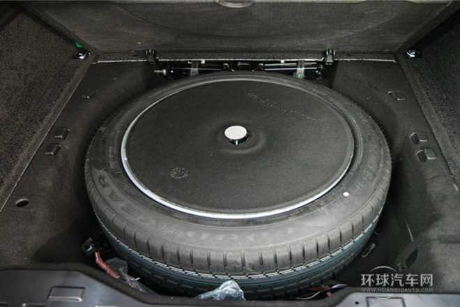 2014款 3.0 V6 SC Vogue SE 創世加長版