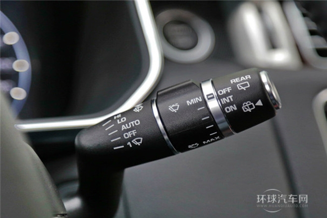 2014款 3.0 V6 SC Vogue SE 創世加長版