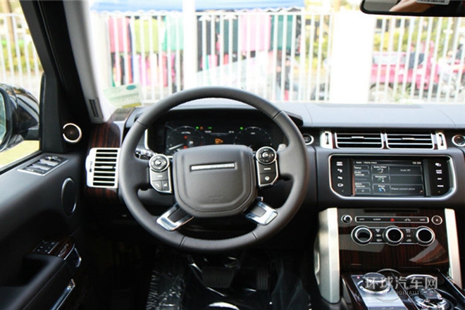 2014款 3.0 V6 SC Vogue SE 創世加長版