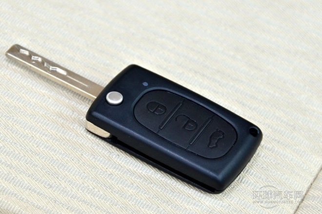 2012款 三廂 1.8L 手動風尚版