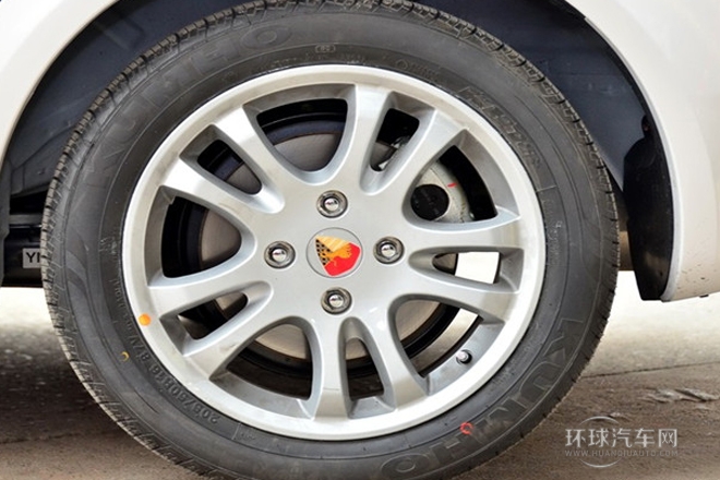 2012款 三廂 1.8L 手動風(fēng)尚版