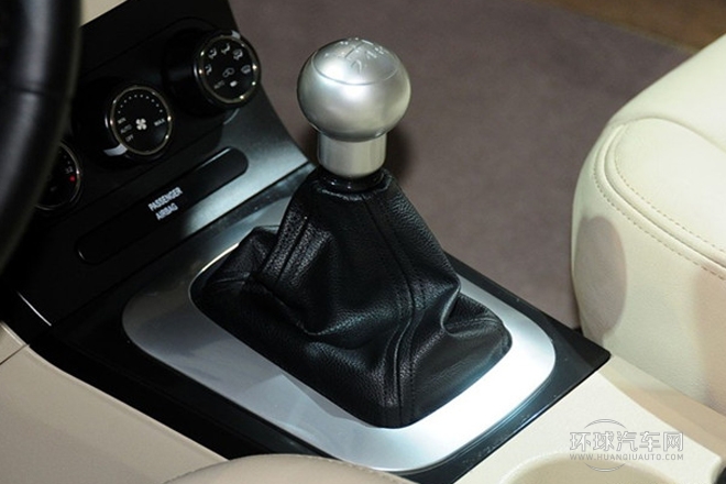 2012款 三廂 1.8L 手動風尚版