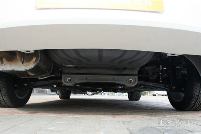 2012款 三廂 1.8L 自動風尚版