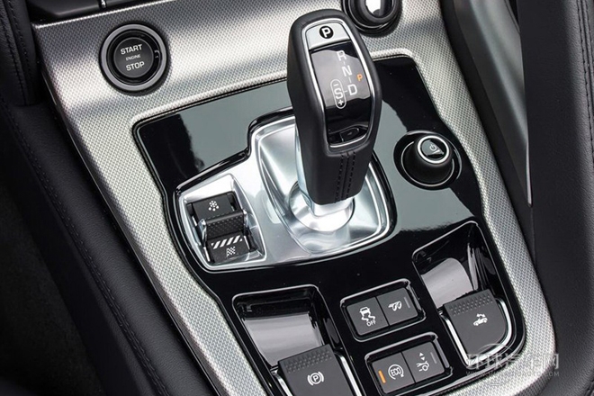 2013款 3.0T 敞篷版