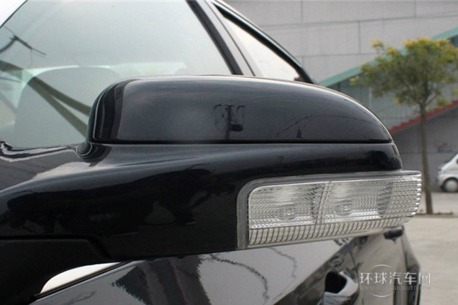 2012款 三廂 1.8L 自動風尚版