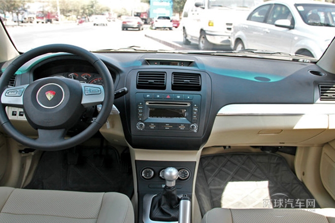 2012款 三廂 1.8L 自動(dòng)尊貴型