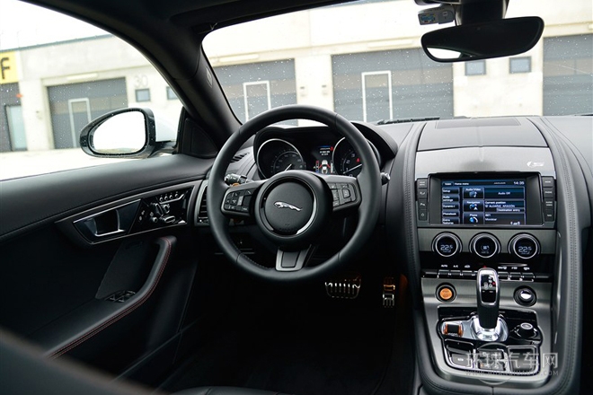 2015款 3.0T S 硬頂版