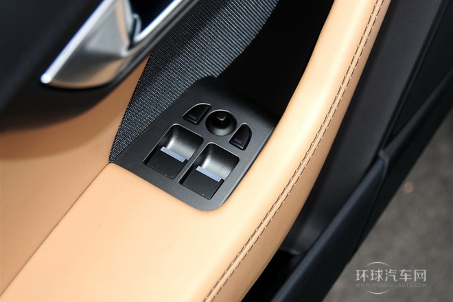 2015款 3.0T S 硬頂版