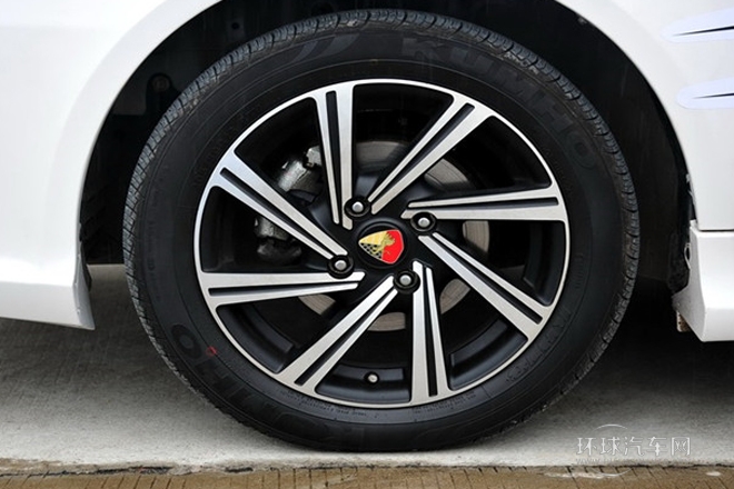 2013款 GTS 1.6L 手動(dòng)豪華型