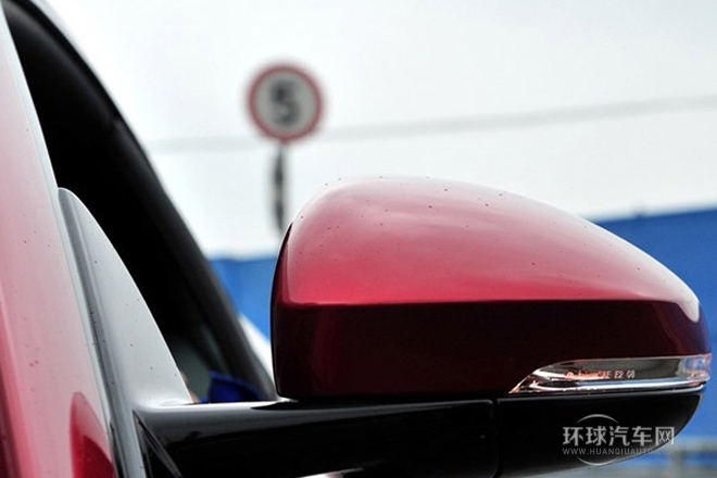 2015款 3.0T 硬頂版