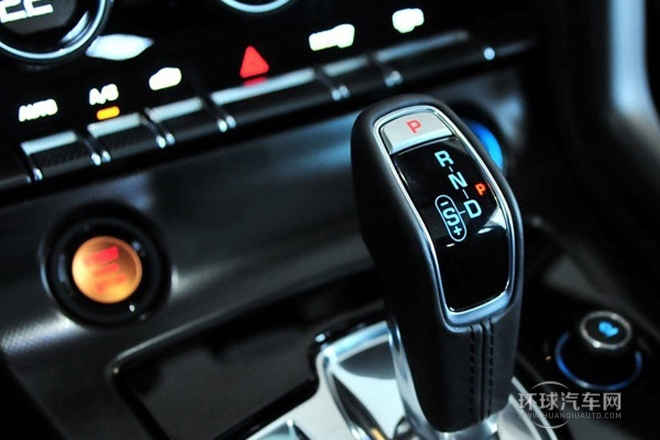 2015款 3.0T 硬頂版