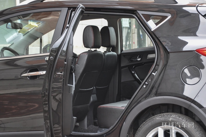 2014款 1.5L 手動(dòng)豪華型