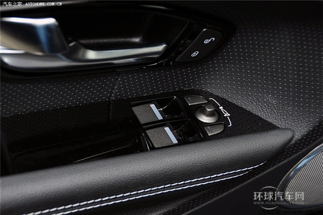 2013款 2.0T 3門眩藍限量版