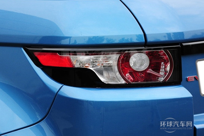 2013款 2.0T 3門眩藍限量版