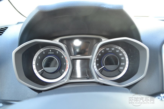 2014款 1.5L 手動舒適型