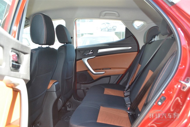 2014款 1.5L 手動舒適型