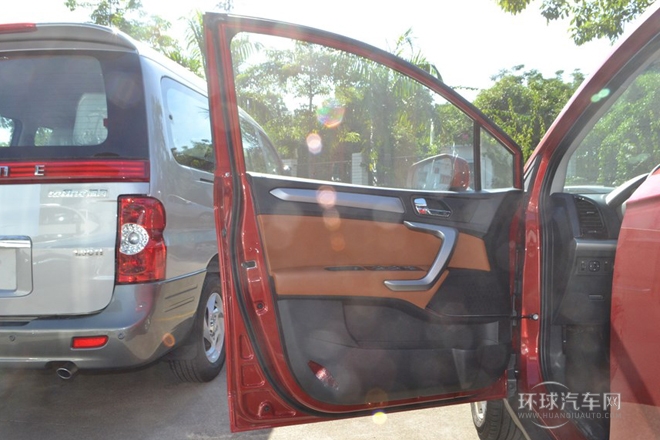 2014款 1.5L 手動舒適型