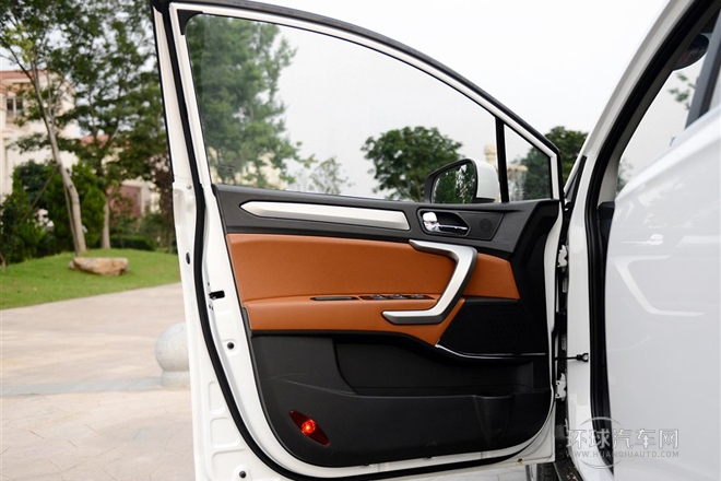 2014款 1.5L CVT豪華智能型