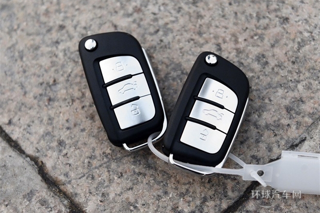 2014款 1.5L CVT豪華智能型