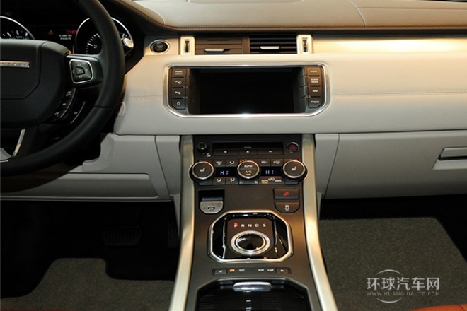 2013款 2.0T 3門耀致版