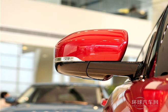 2013款 2.0T 3門耀致版