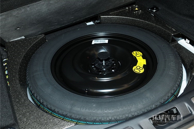 2013款 2.2T 5門柴油版