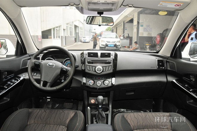 2014款 2.0T 8AT 自動(dòng)創(chuàng)享版