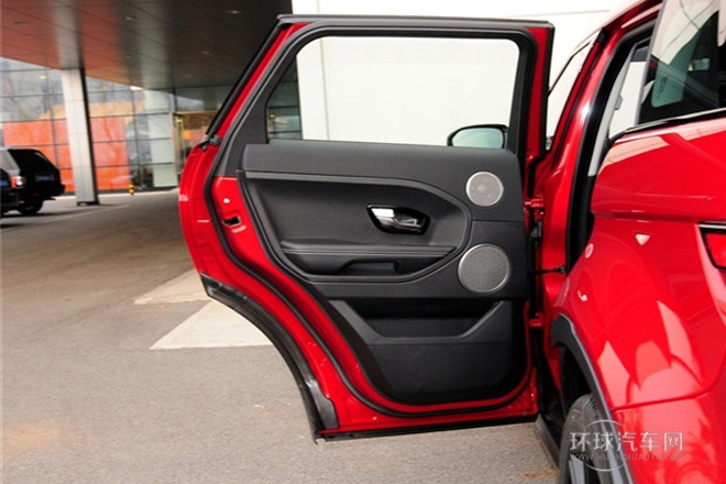 2014款 2.0T 5門圣誕限量版