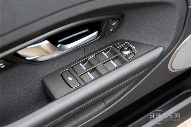 2014款 2.0T 5門(mén)耀享版