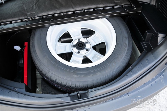 2013款 2.0L 手動兩驅都市版