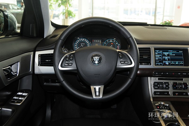 2014款 XF 2.0T 風華版