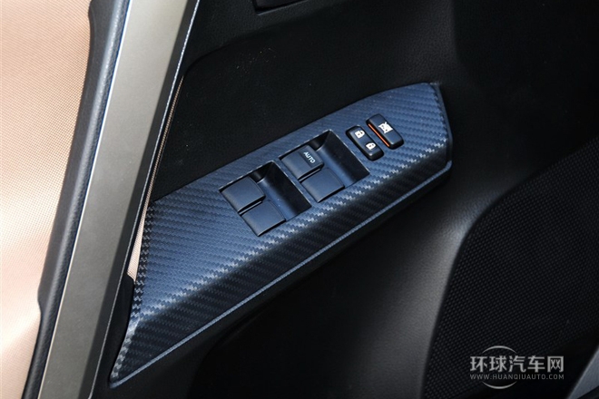 2013款 2.0L 手動(dòng)兩驅(qū)都市版