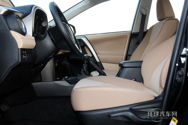 2013款 2.0L 手動兩驅都市版