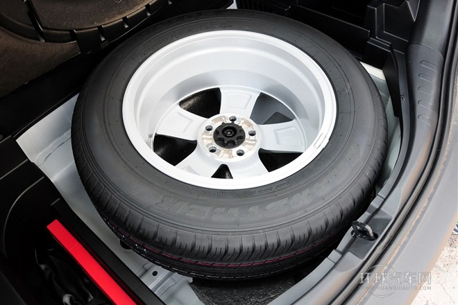 2013款 2.0L CVT兩驅(qū)都市版