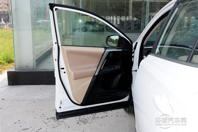 2013款 2.0L CVT兩驅都市版