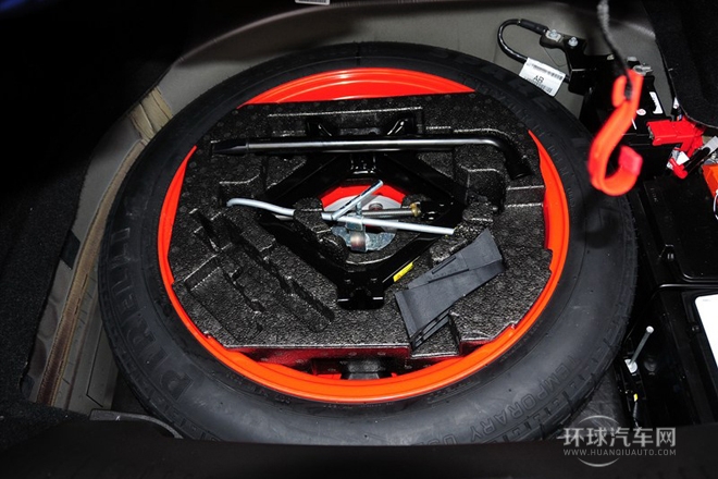 2014款 XF 2.0T 豪華版